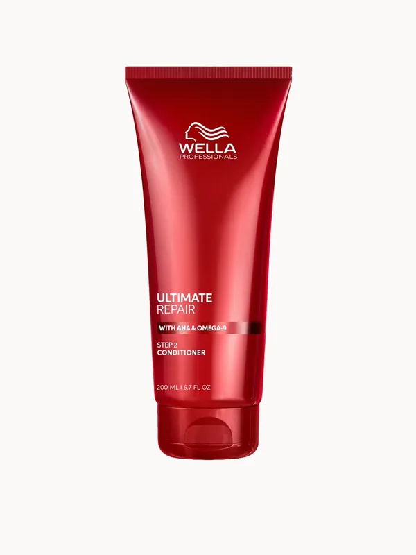 Wella Professionals Ultimate Repair Conditioner, Deep Nourishing Conditioner for Damaged Hair 200ml - Wella Professionals Care