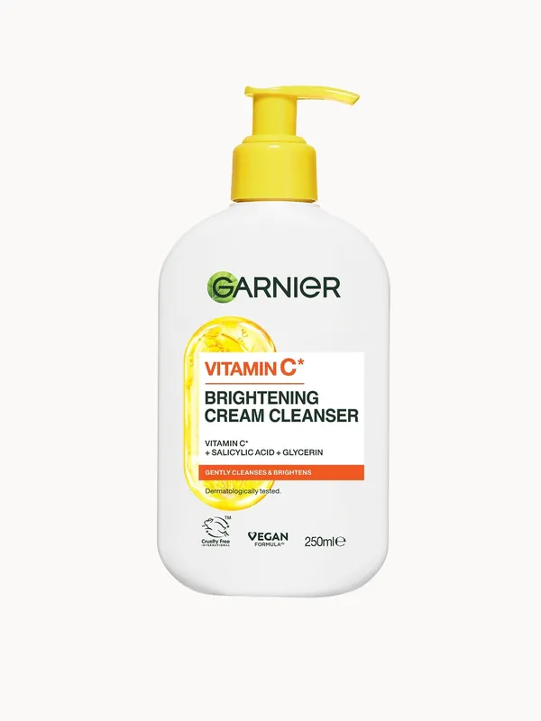 Garnier Vitamin C Brightening Cream Cleanser, Hydrates, Brightens & Cleanses, 250ml