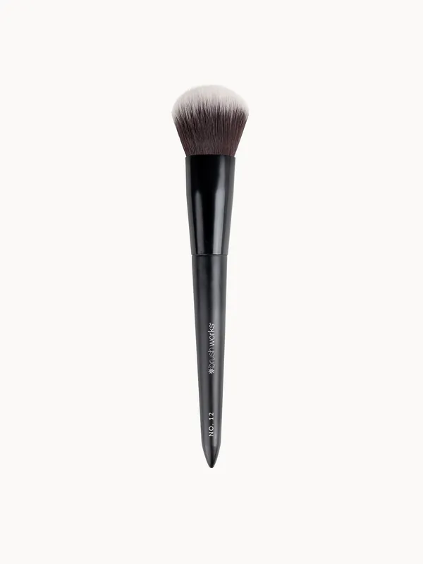 brushworks No. 12 Blush Brush - Real Techniques