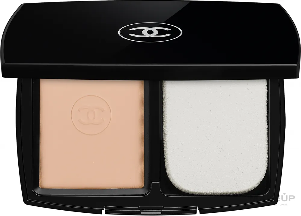 Chanel Ultra Le Teint Ultrawear All-Day Comfort Flawless Finish Compact Foundation