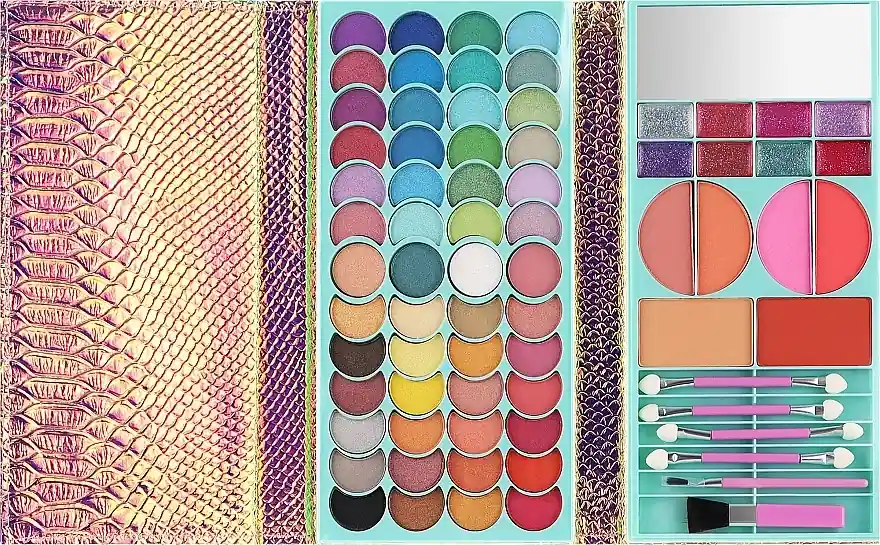 Martinelia - Makeup
