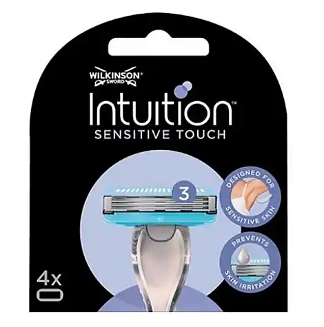 Razor with 4 Replacement Cassettes - Bath and Body